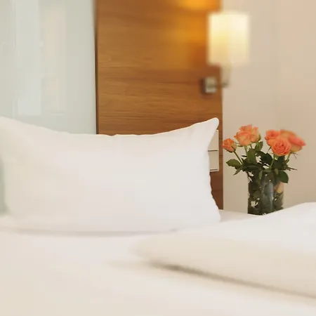 أوجوستين تور 3*
